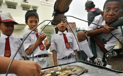 Aneka Resep Jajanan Anak Sekolah Paling Laris